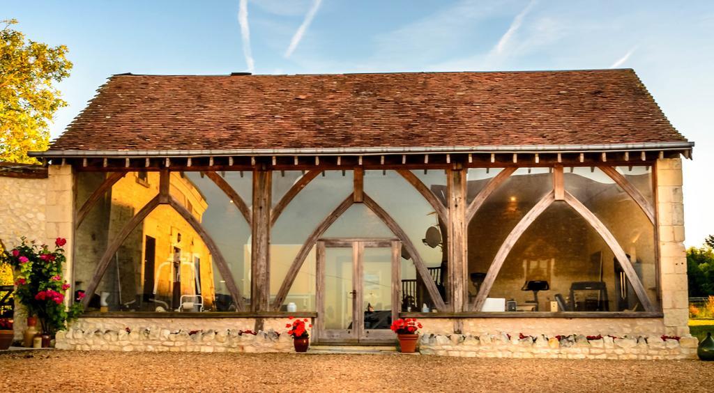 Gites Arches De Muschamp Cussay Exterior photo